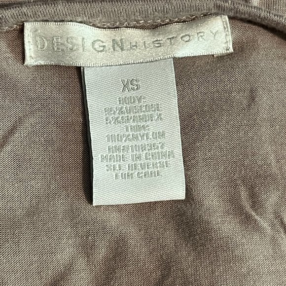 Design History brand women's mauve tank top in size xs. - Picture 4 of 9